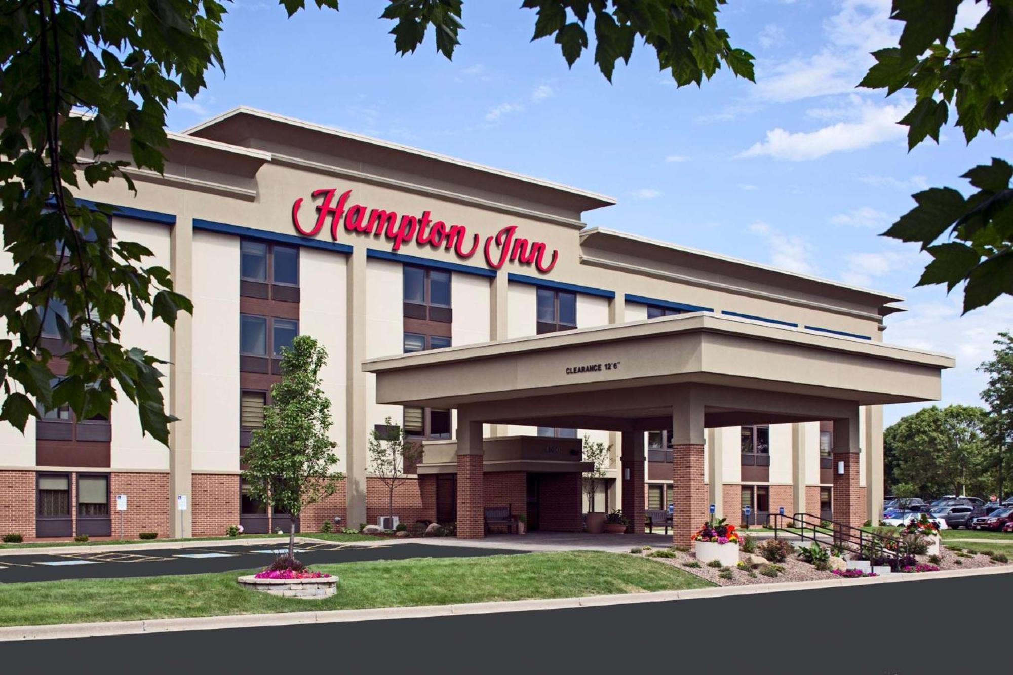 Hampton Inn Madison East Towne Mall Area Bagian luar foto