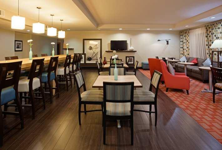 Hampton Inn Madison East Towne Mall Area Restoran foto
